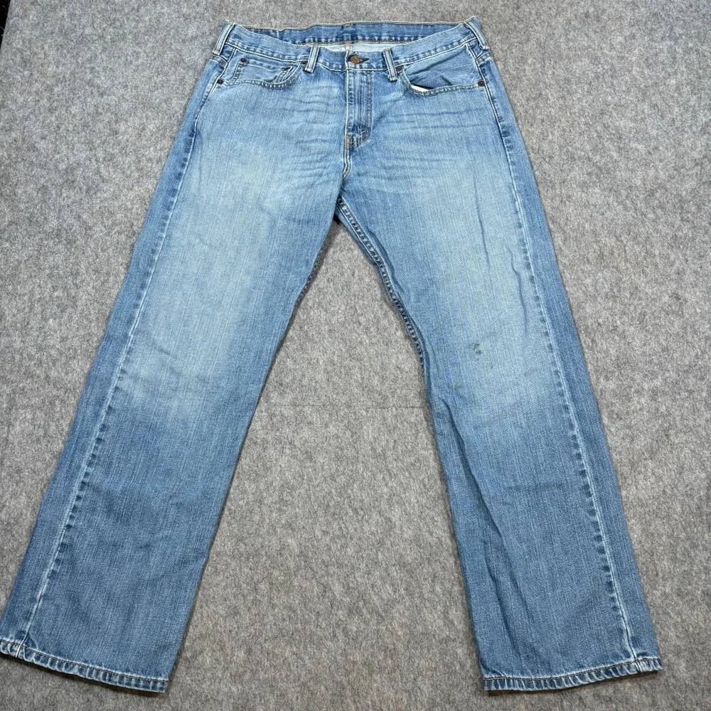 Levi's 569 Jeans Men's Size 32x30 Blue Denim Light Wash Loose Straight Leg Pants